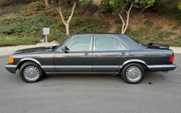 300-se-mercedes-1989-26