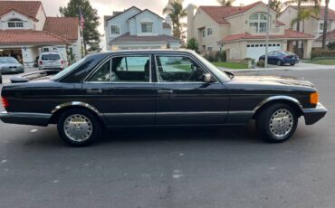 300-se-mercedes-1989-56