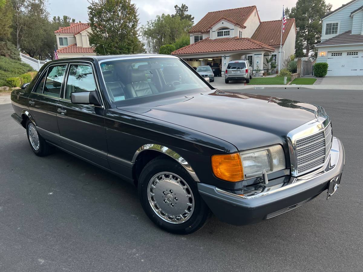 300-se-mercedes-1989-57