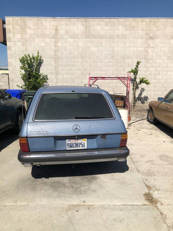 300-td-diesel-1980-blue-10