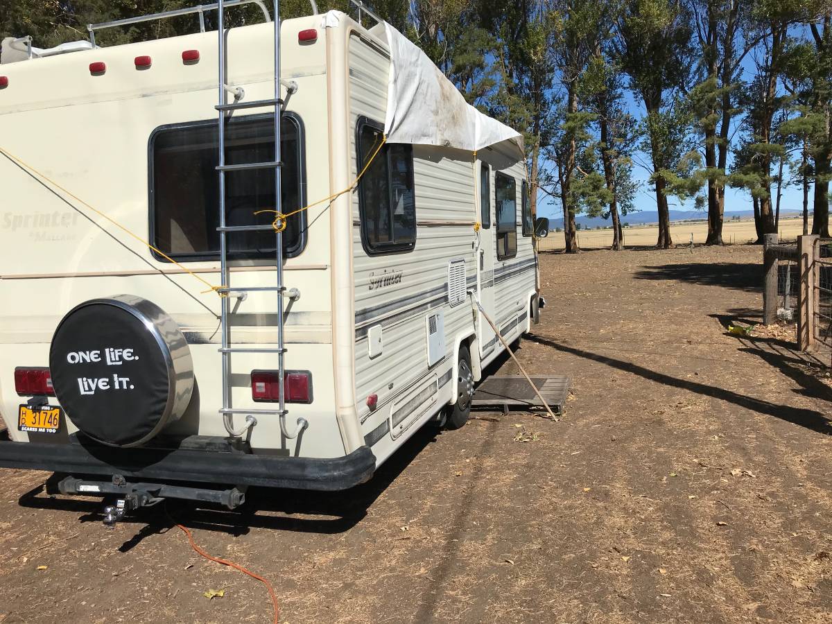 350-oconnell-line-sprinter-rv-1986-white-1