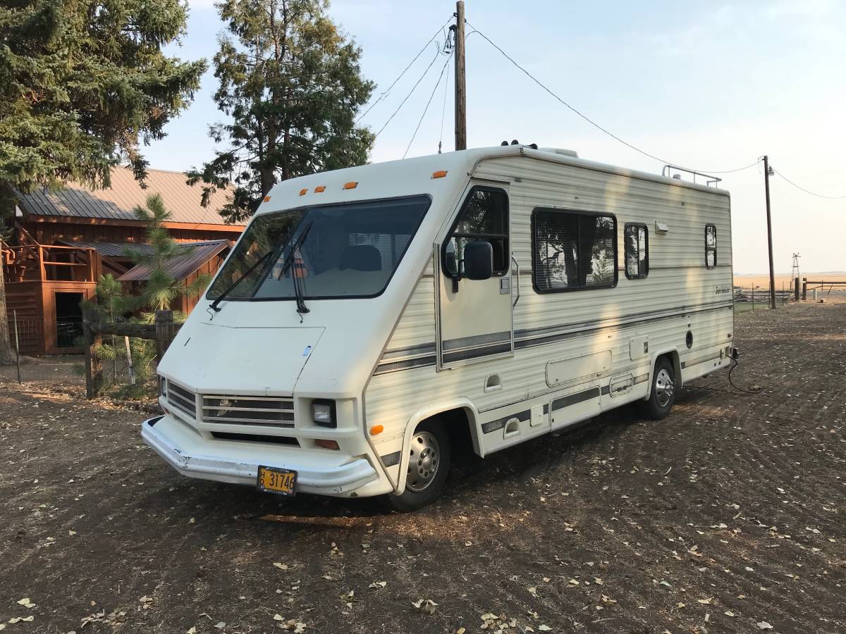 350-oconnell-line-sprinter-rv-1986-white-3