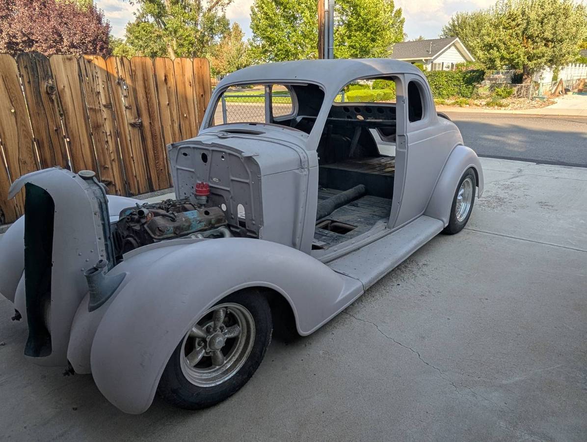 36-plymouth-1936-grey-8
