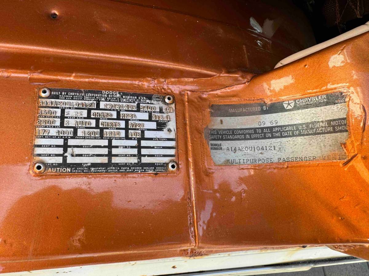 402915273826151-1970-orange-13