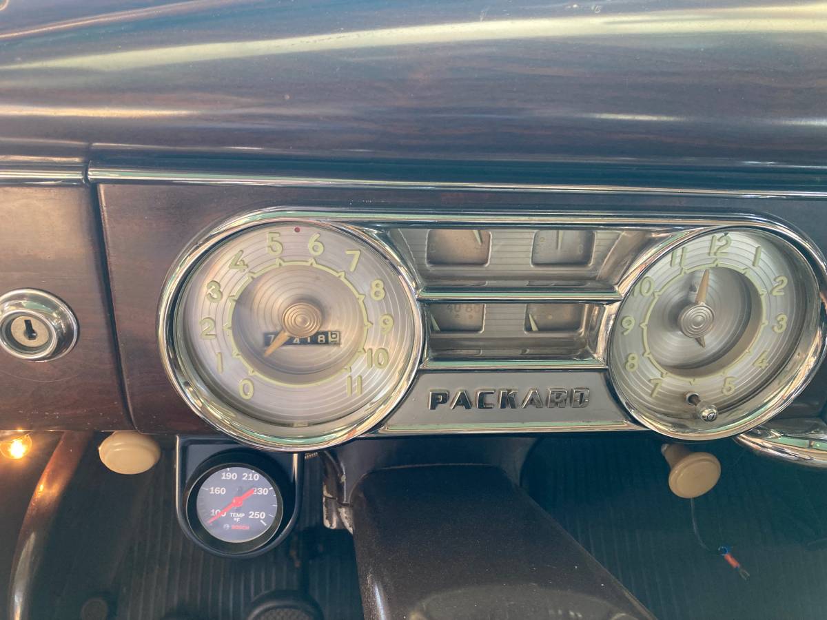 49-packard-1949-26