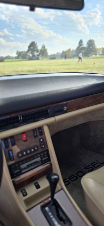 560-sel-mercedes-benz-1988-custom-19