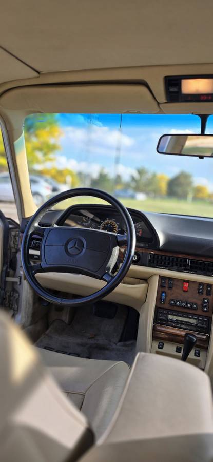 560-sel-mercedes-benz-1988-custom-6