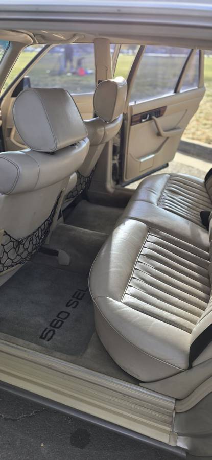 560-sel-mercedes-benz-1988-custom-7
