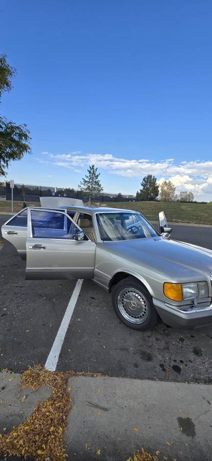 560-sel-mercedes-benz-1988-custom