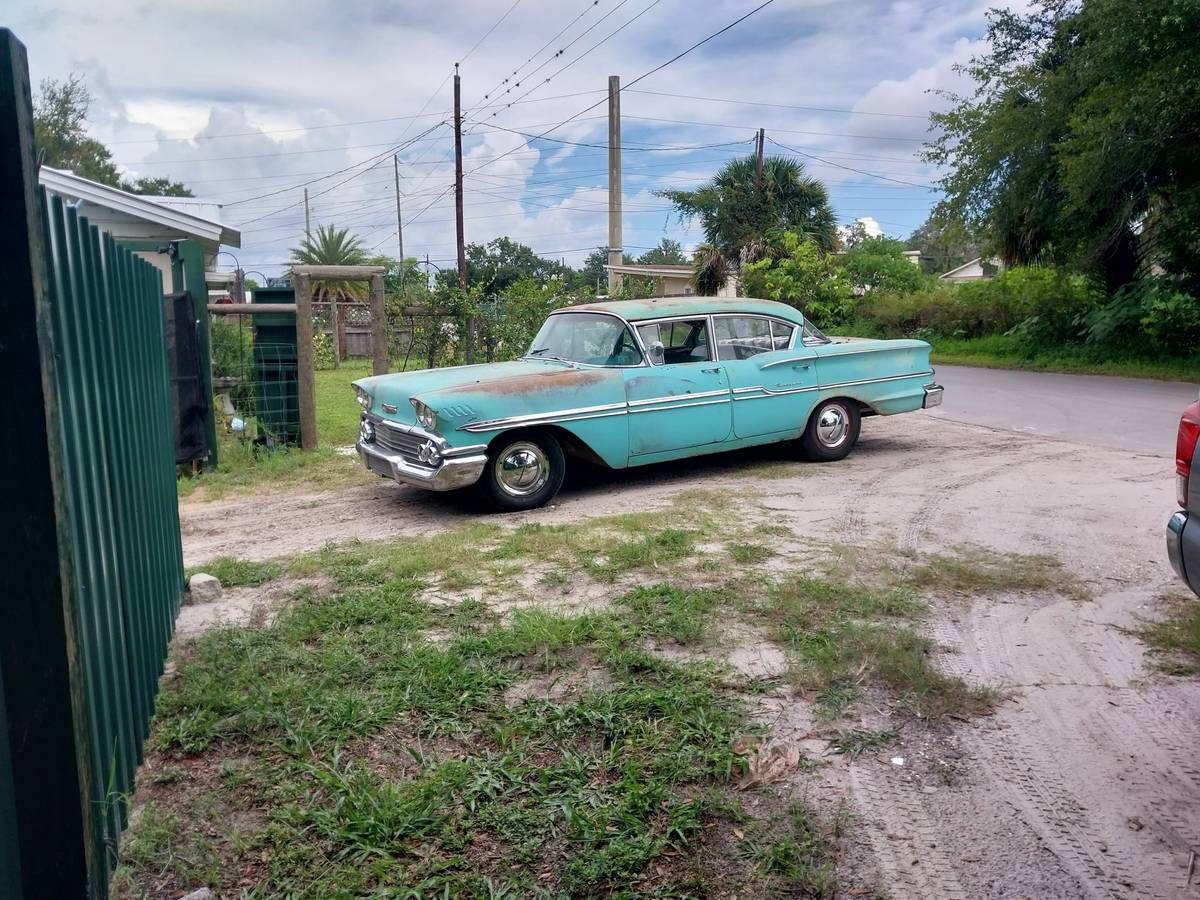 58-chevrolet-biscayne-1958-2