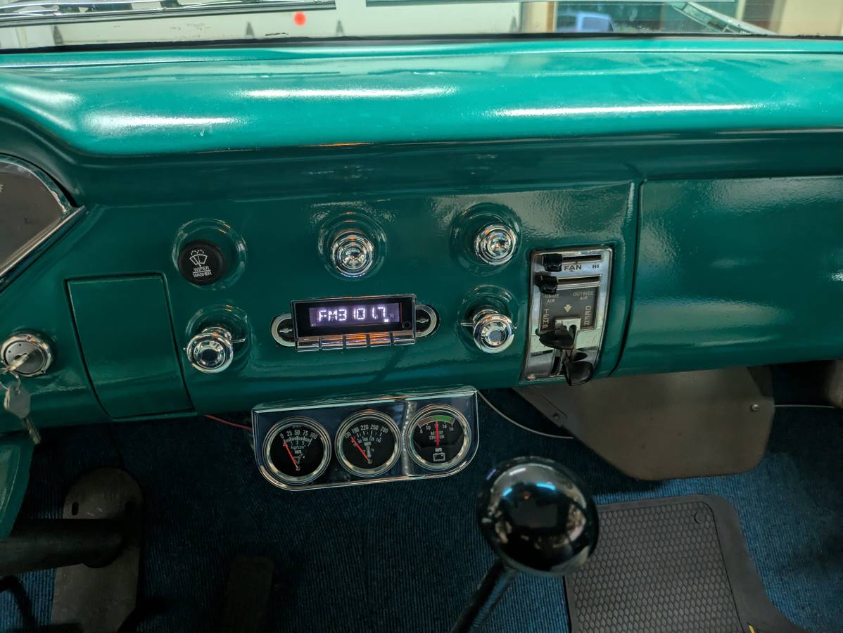 59-chevy-apache-fleetside-shortbed-1959-custom-12