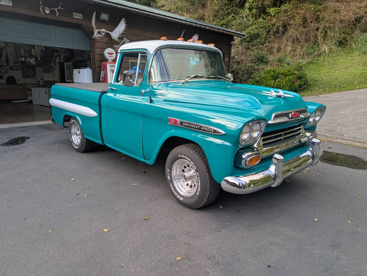 59-chevy-apache-fleetside-shortbed-1959-custom-6
