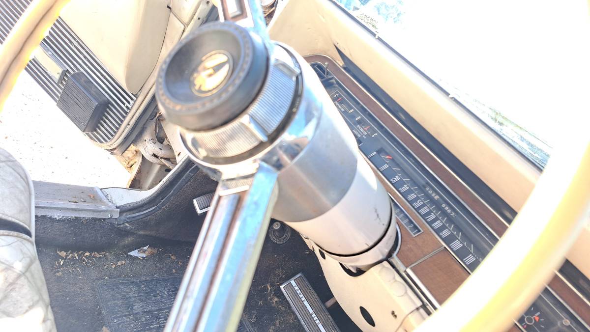 67-chrysler-imperial-crown-440-conv-1967-white-17