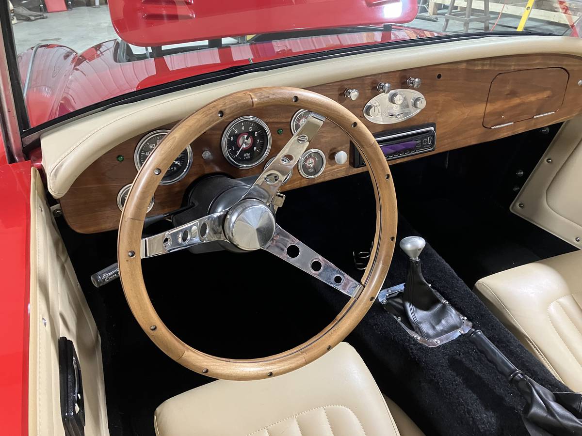 69-austin-healy-1969-red-6