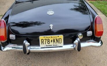71-mgb-roadster-1971-black-1