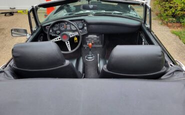 71-mgb-roadster-1971-black-10