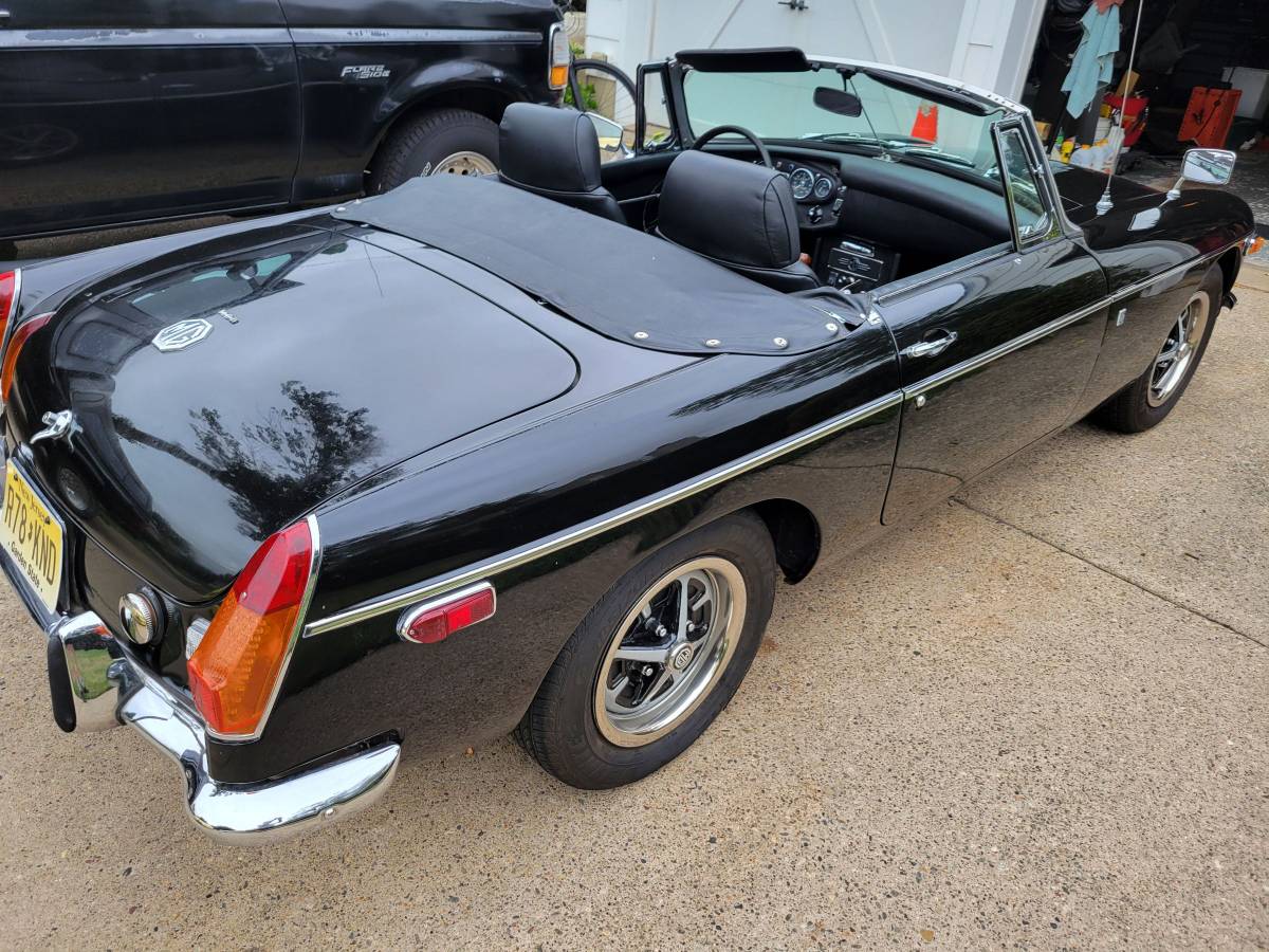 71-mgb-roadster-1971-black-6