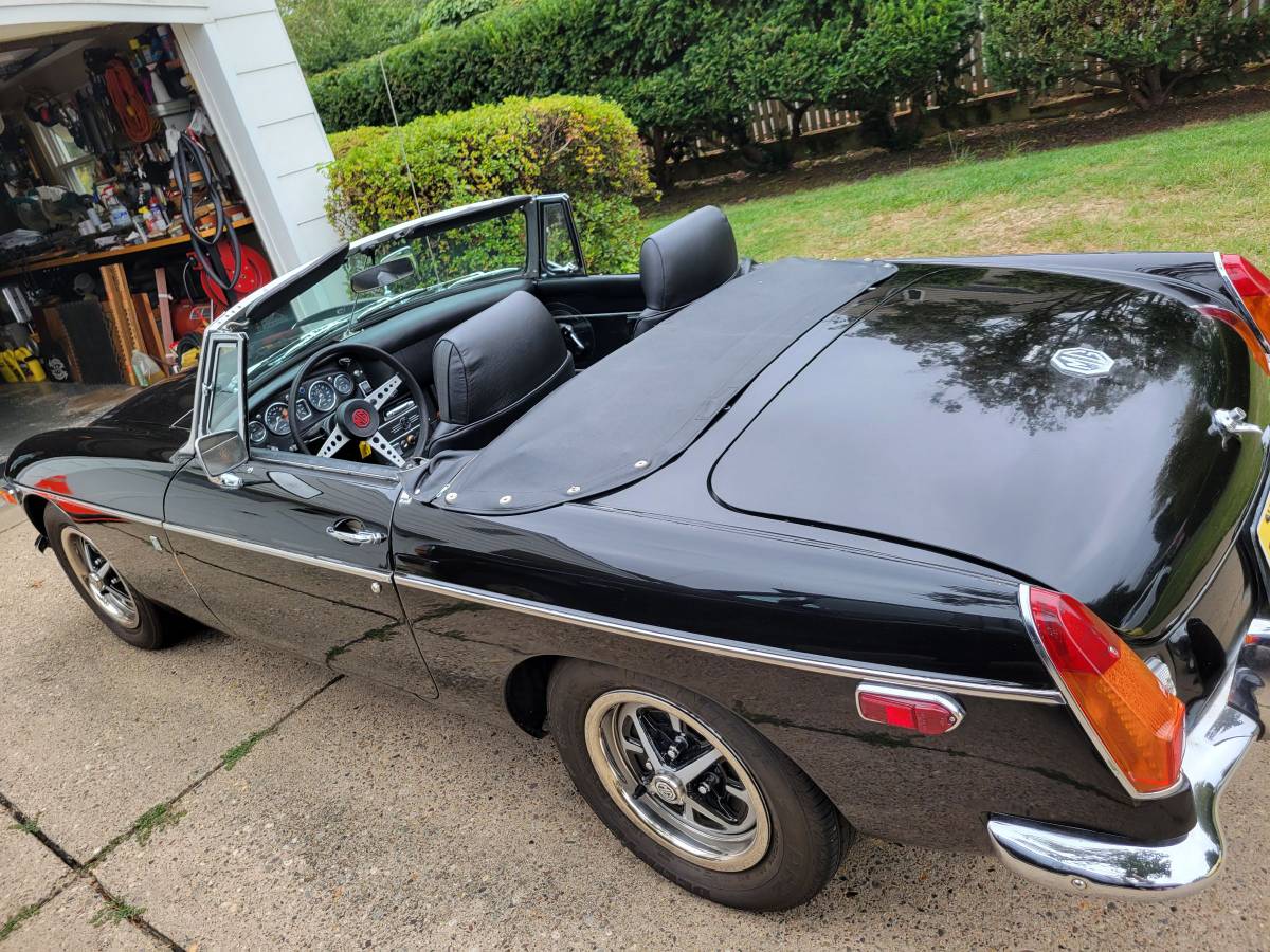 71-mgb-roadster-1971-black-7