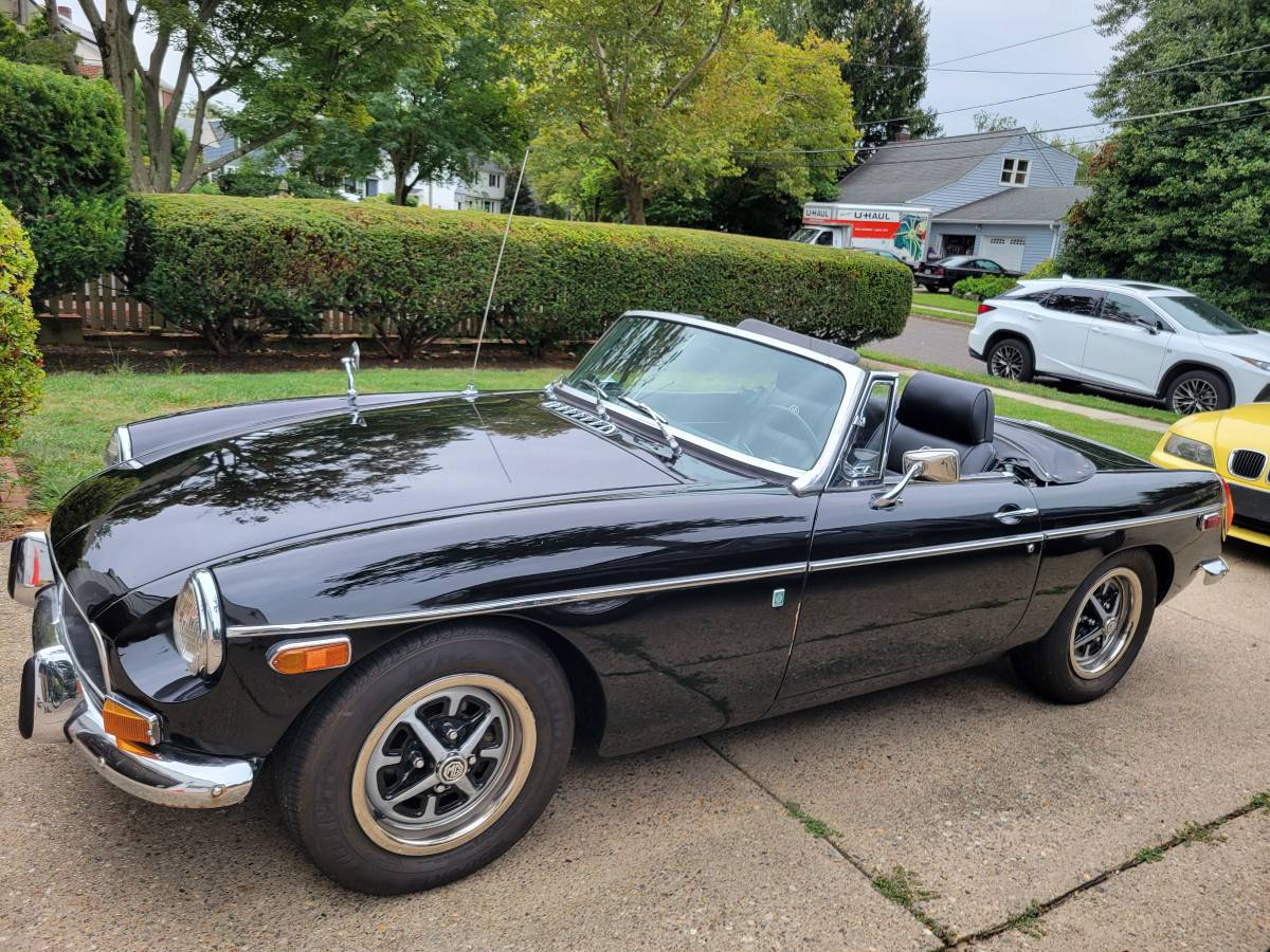 71-mgb-roadster-1971-black