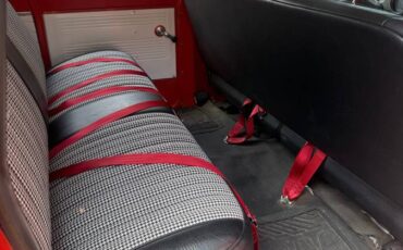 72-suburban-1972-red-3