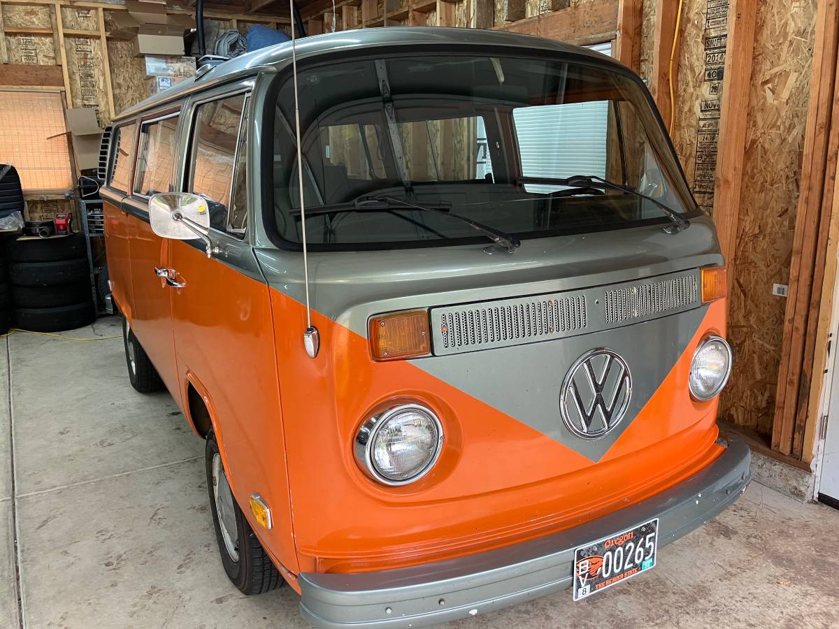 73-vw-bus-1973-orange-1