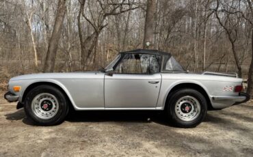 76-triumph-tr6-1976-silver