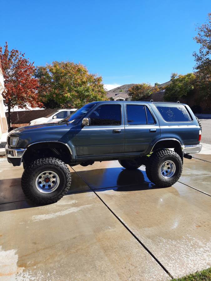 91-toyota-4-runner-1991-grey-2