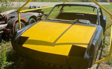 914-le-porsche-bumblebee-1974-black-9