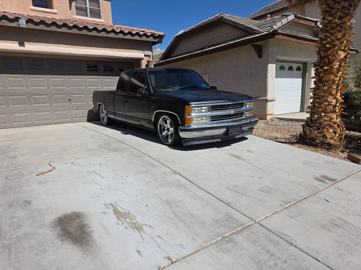95-chevy-1500-1995-black-1