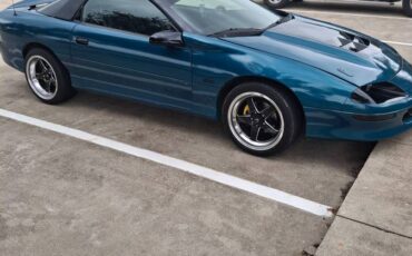 95-z28-camaro-1995-green-1