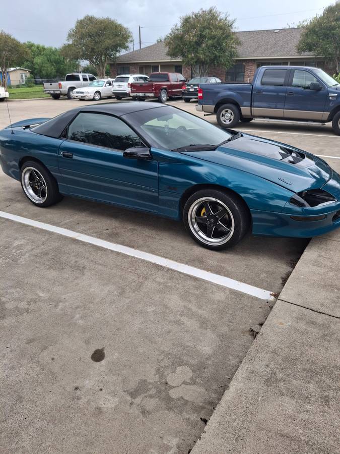 95-z28-camaro-1995-green-1