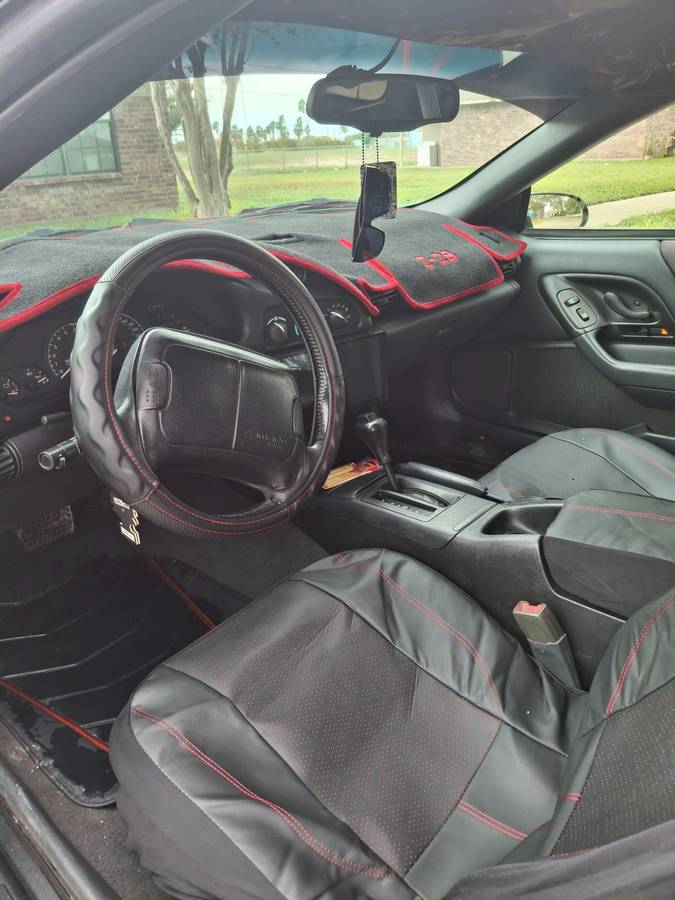 95-z28-camaro-1995-green-4