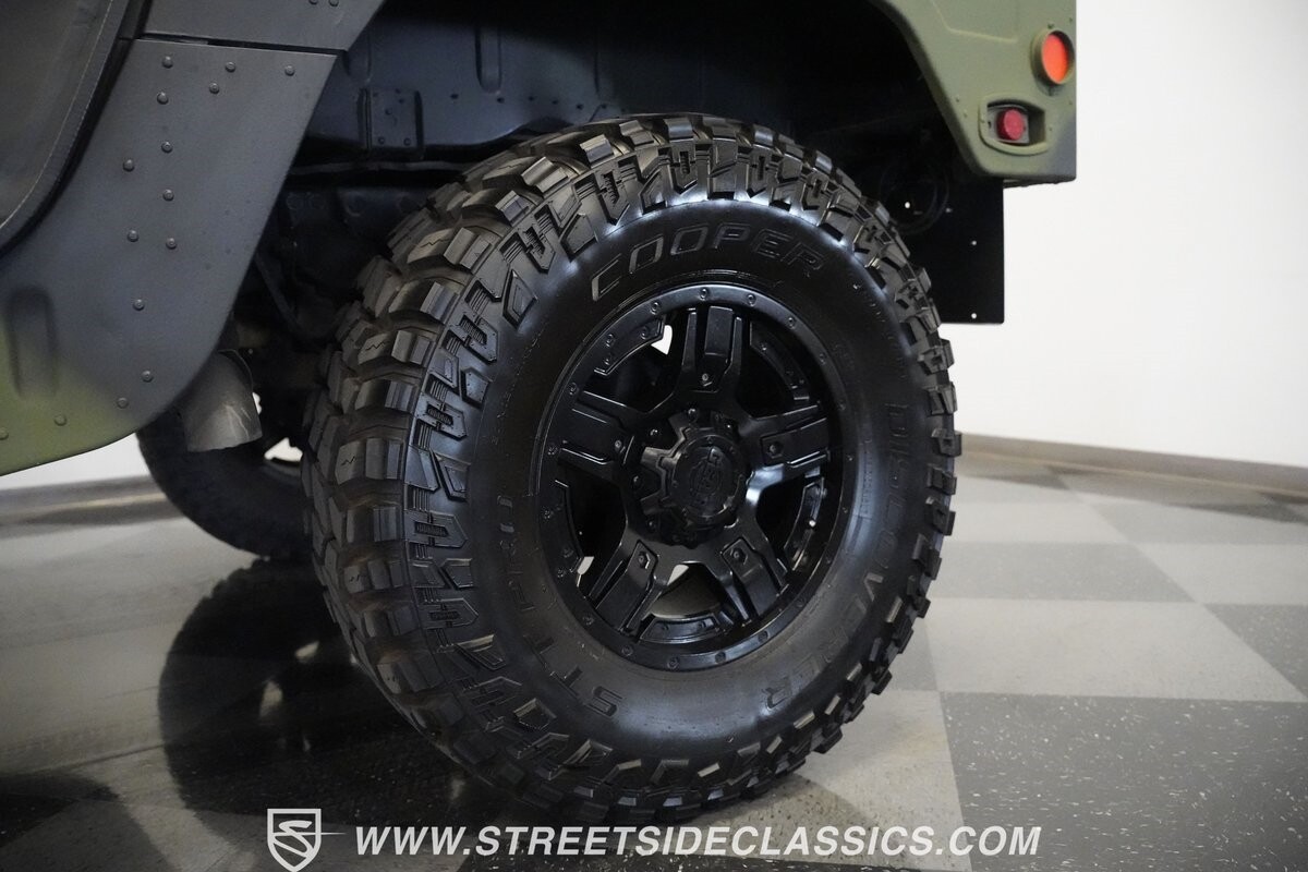 AM-General-Hummer-H1-1988-SUV-12