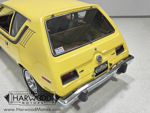 AMC-Gremlin-1976-Hatchback-12