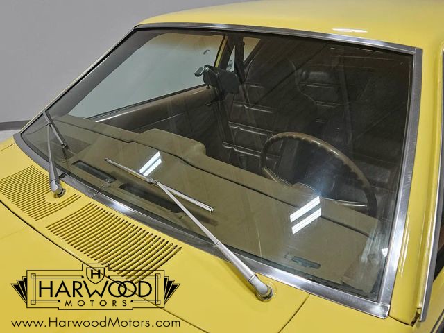 AMC-Gremlin-1976-Hatchback-20