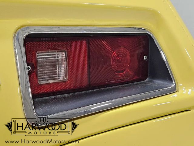 AMC-Gremlin-1976-Hatchback-27