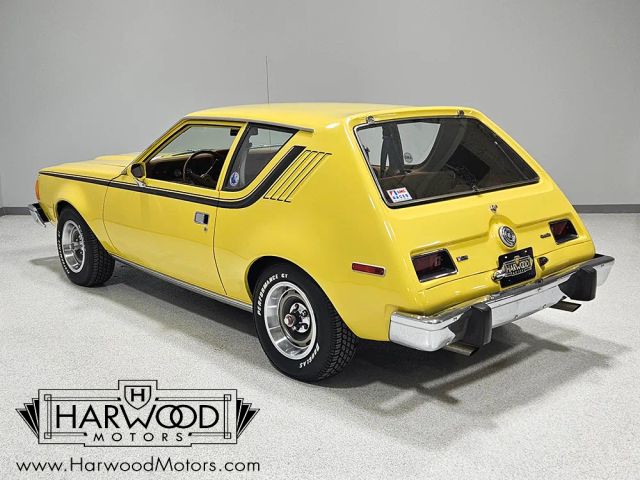 AMC-Gremlin-1976-Hatchback-3