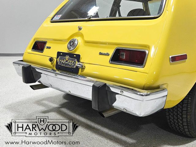 AMC-Gremlin-1976-Hatchback-32