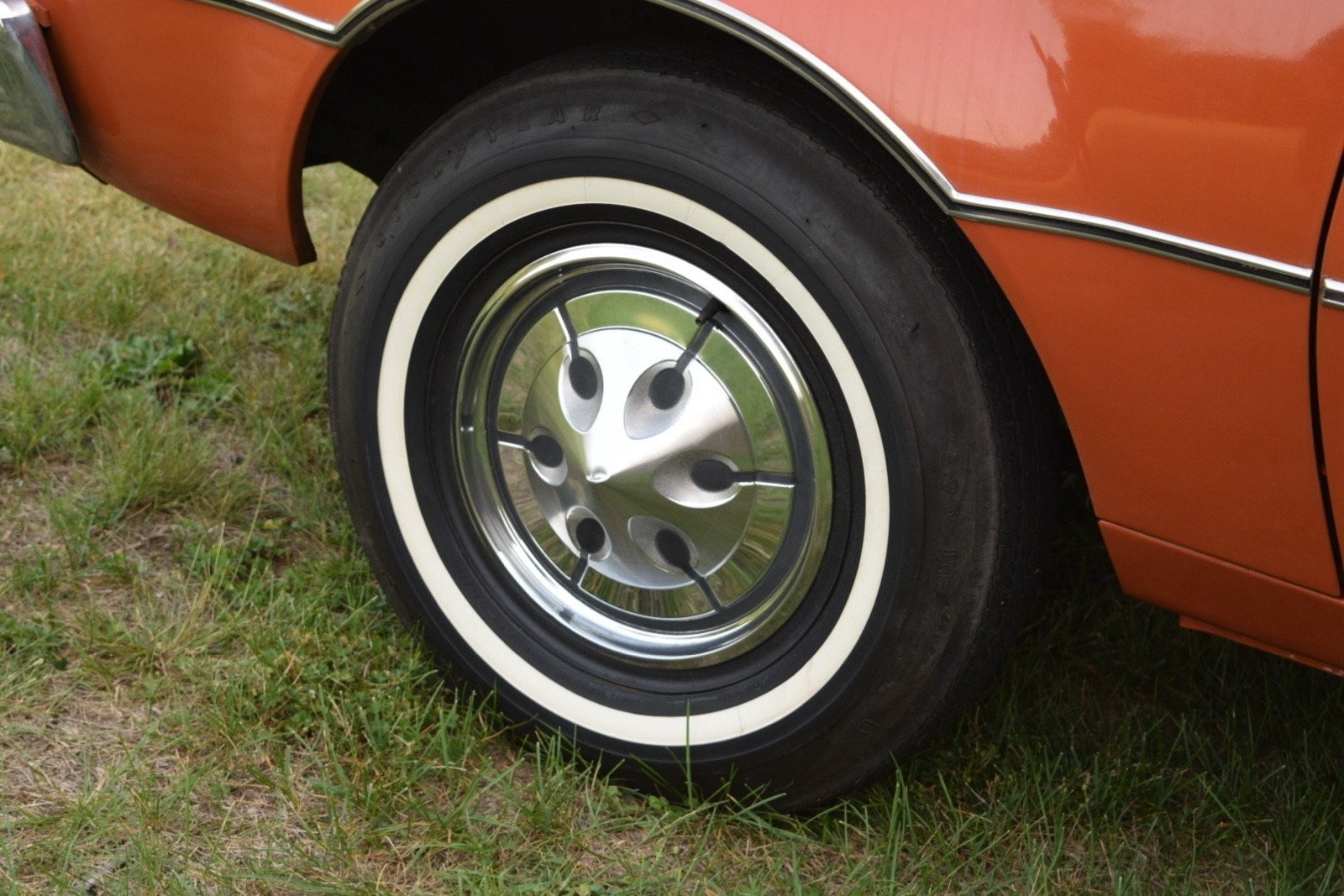 AMC-Hornet-1974-Sedan-13