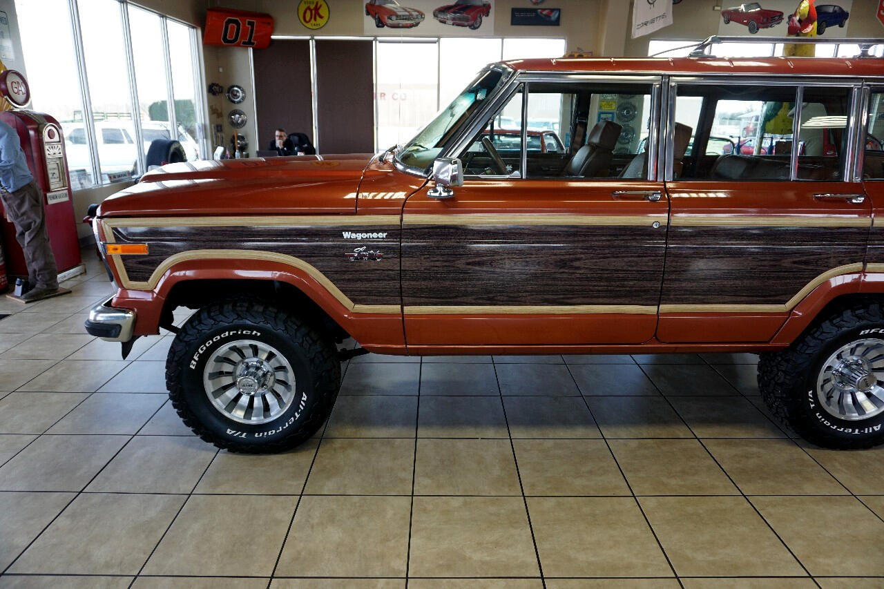 AMC-Wagoneer-1981-SUV-38