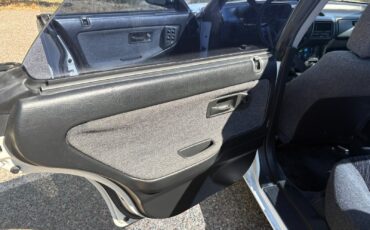 Acura-Integra-1990-Sedan-13