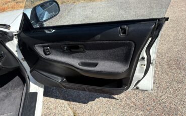 Acura-Integra-1990-Sedan-15