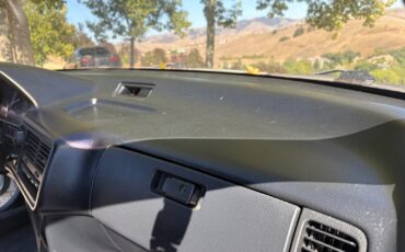 Acura-Integra-1990-Sedan-16