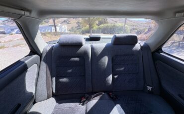 Acura-Integra-1990-Sedan-20