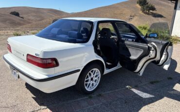 Acura-Integra-1990-Sedan-7