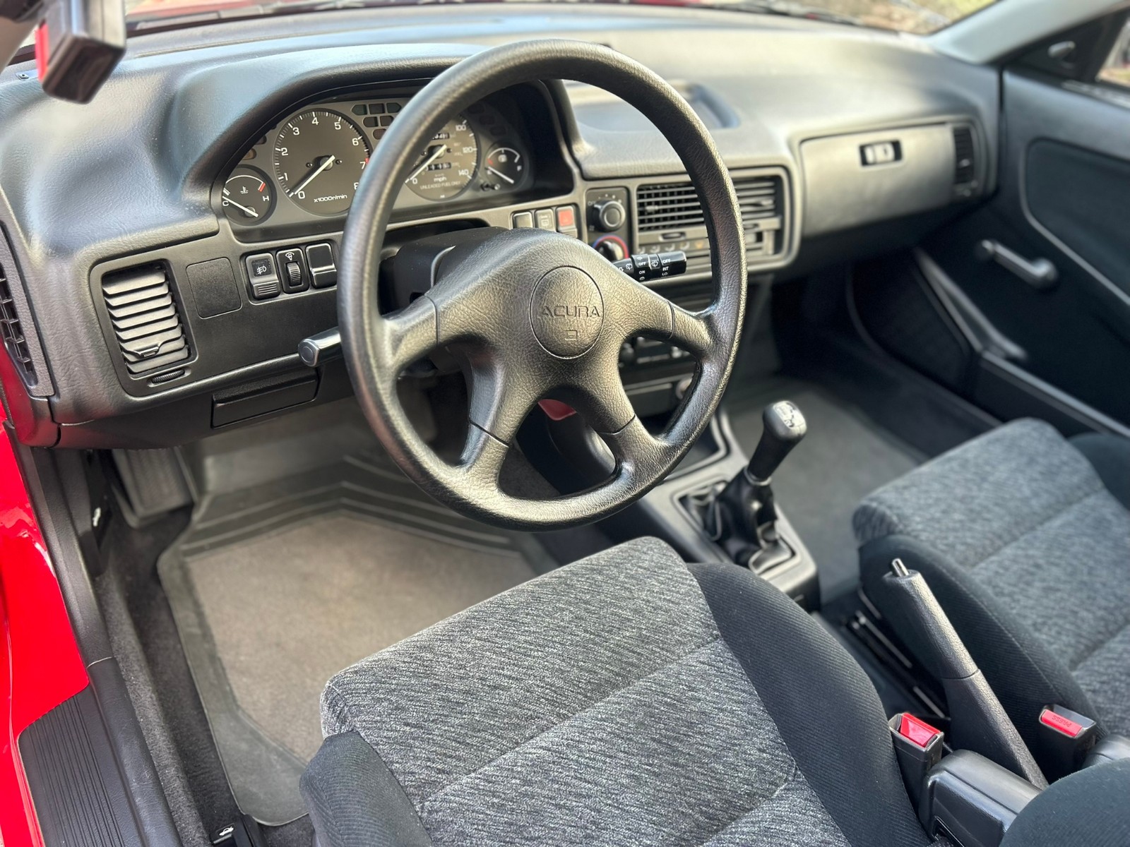 Acura-Integra-1992-Hatchback-24