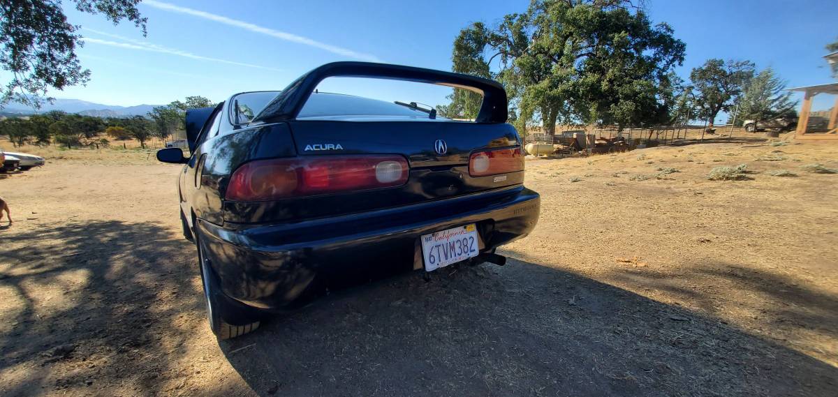 Acura-integra-1996-black-3