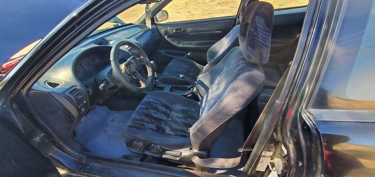 Acura-integra-1996-black