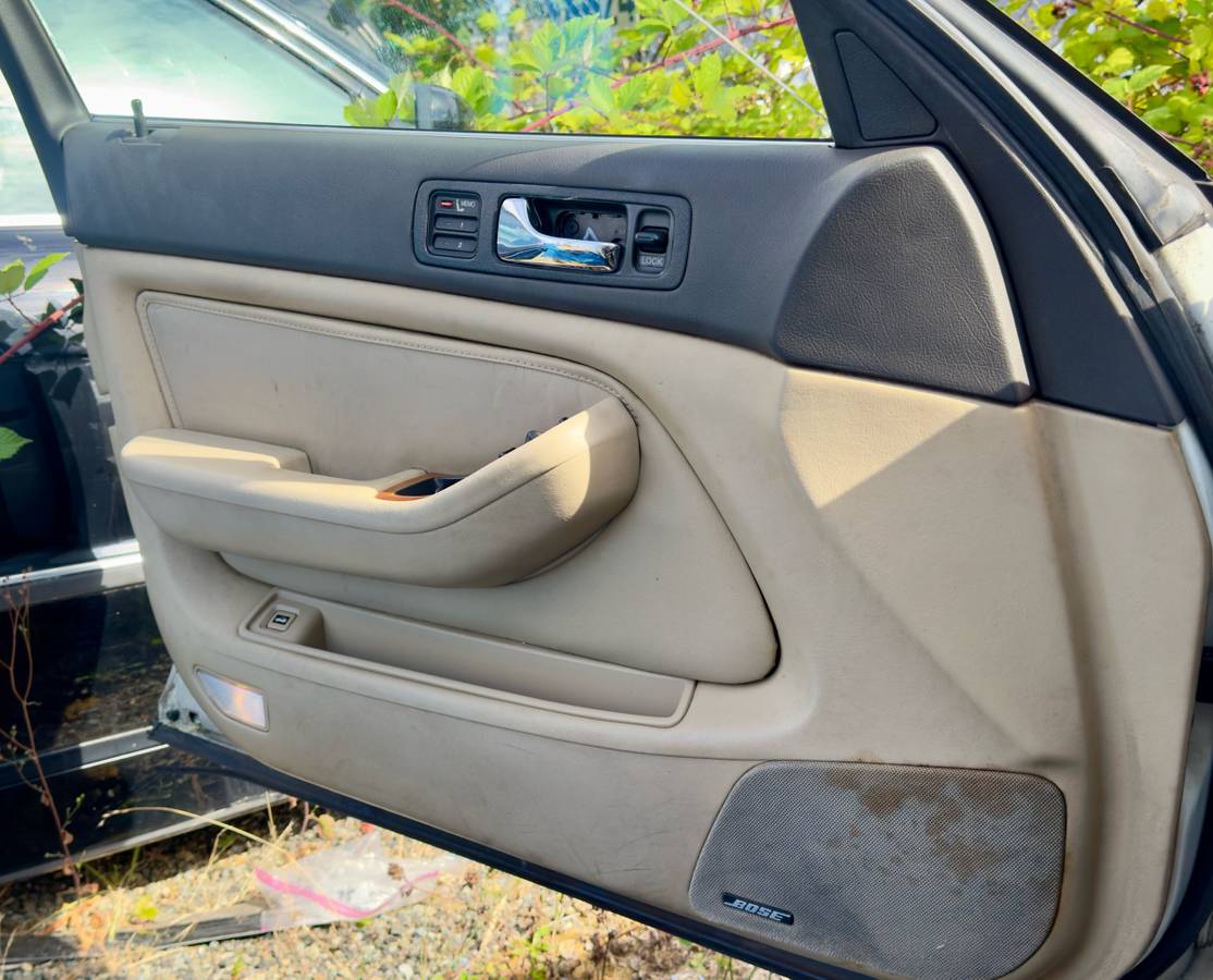 Acura-legend-1994-white-1