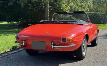 Alfa-Romeo-Duetto-Spider-1967-13
